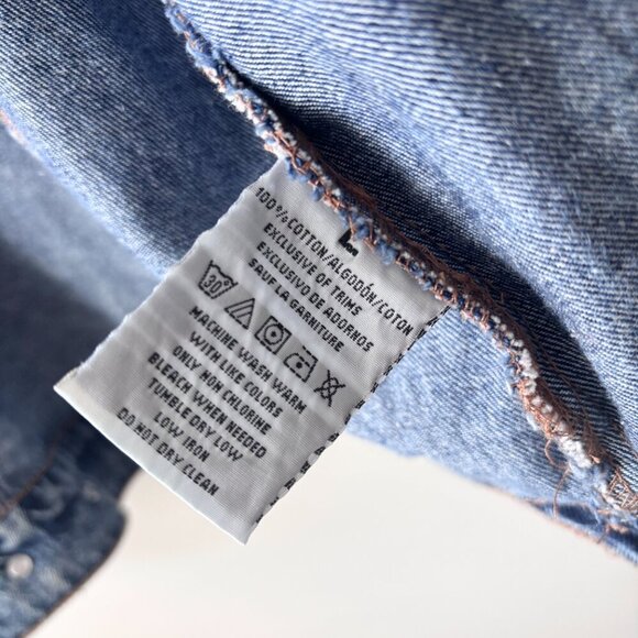 ELTON JOHN DENIM COTTON 2019 CONCERT TOUR JACKET. SIZE LARGE. GREAT CONDITION. - Picture 8 of 10